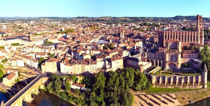 Albi Le Séquestre: частен самолет под наем 