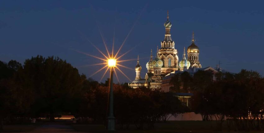 Санкт Петербург: частен самолет под наем 