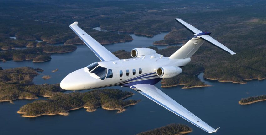Cessna Citation M2 intérieur cabine beige