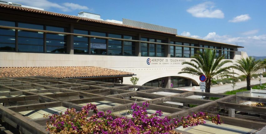 Toulon Hyères : частен самолет под наем 