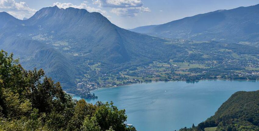 Annecy Haute Savoie: частен самолет под наем 