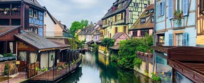 Colmar Houssen: частен самолет под наем 