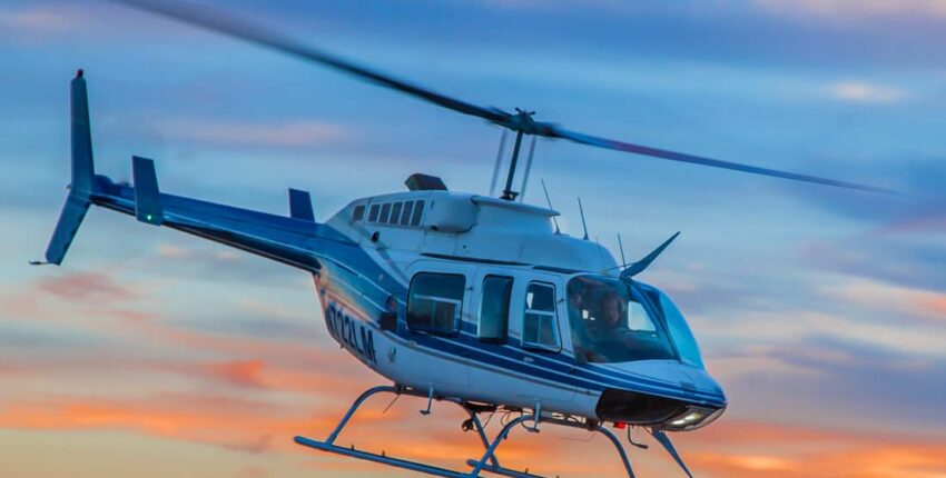 Hélicoptère Bell 206 intérieur en cuir