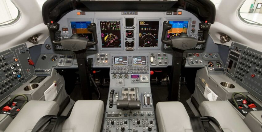 Citation XLS intérieur en cuir blanc