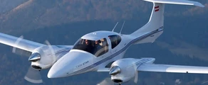 DIAMOND DA 42 TWIN STAR: наемане на частен самолет