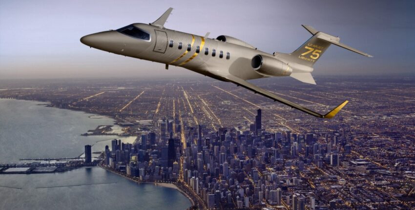 Jet privé Learjet 75 siège en cuir blanc