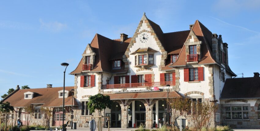La Baule Pornichet Le Pouliguen: частен самолет под наем 