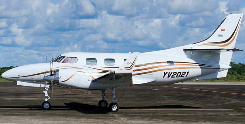 .location jet privé MERLIN 300, intérieur sièges marron