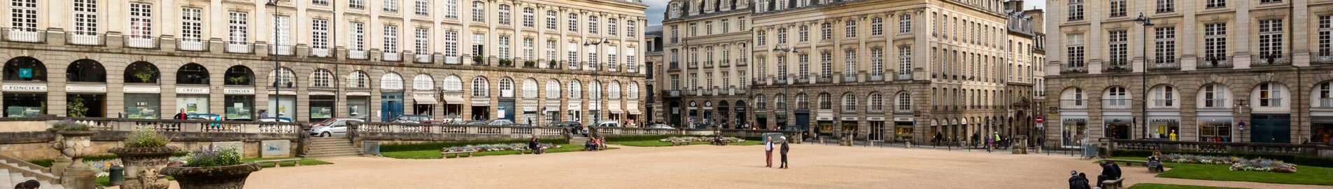 Rennes Saint-Jacques: частен самолет под наем