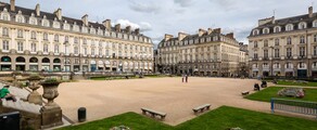 Rennes Saint-Jacques: частен самолет под наем