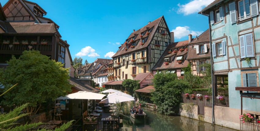 Colmar Houssen: частен самолет под наем 
