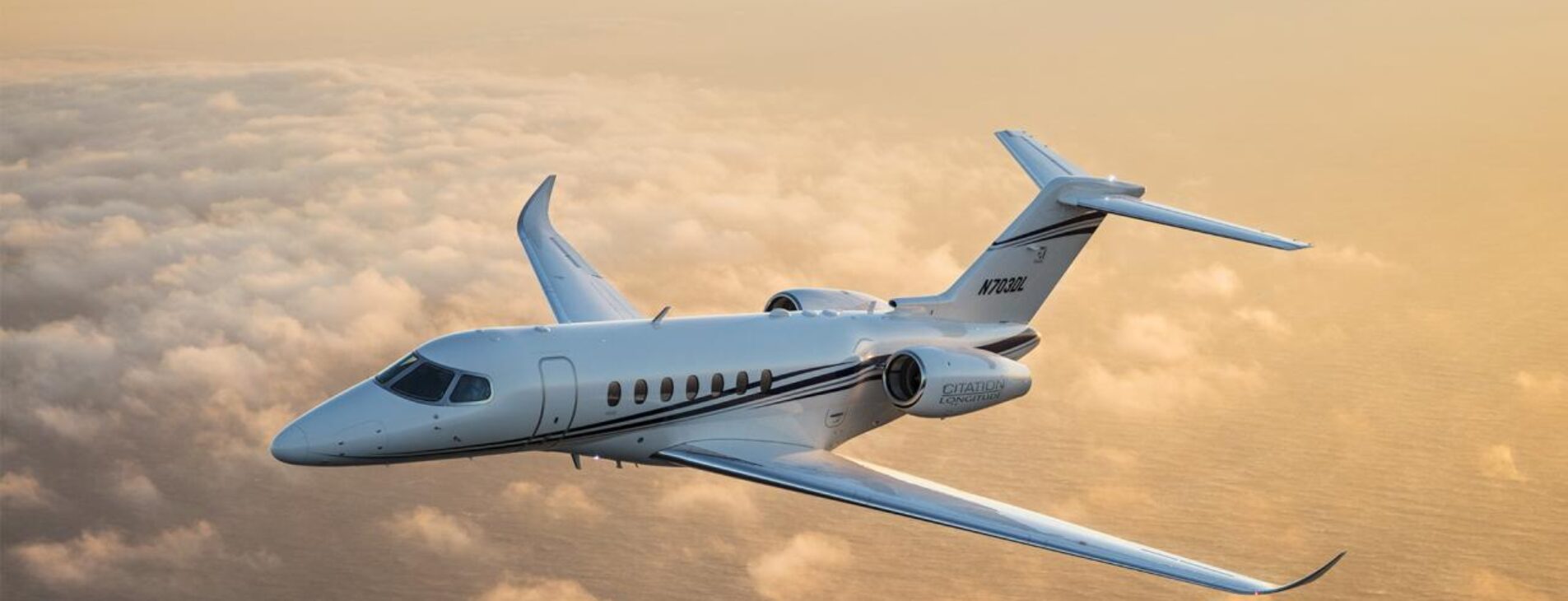 PILATUS PC-24 частен самолет под наем