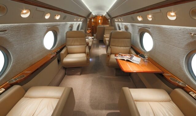 location de jet privé, GULFSTREAM G300 avec intérieur luxueux