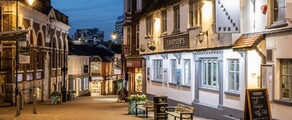 Basingstoke Lasham : частен самолет под наем 