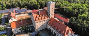 Burg Feuerstein: частен самолет под наем 