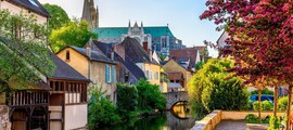 Autun Bellevue : частен самолет под наем