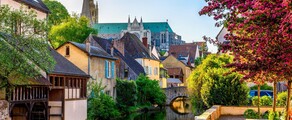 Chartres Champhol: частен самолет под наем 