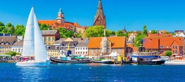Шлезвиг : наем на частен самолет
