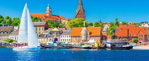 Flensburg Schaferhaus: частен самолет под наем 