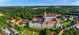 Rostock Purkshof: частен самолет под наем 