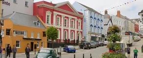 Haverfordwest : частен самолет под наем 