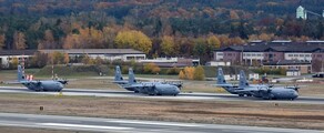 Рамщайн : частен самолет под наем