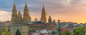 Сантяго де Компостела : Частен самолет и хеликоптер под наем 