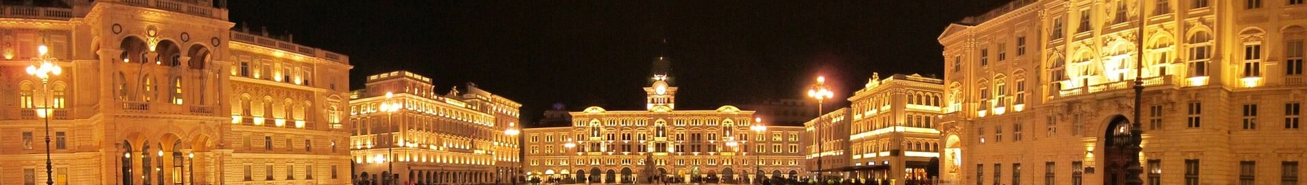 Триест Ronchi del Legionari : частен самолет под наем