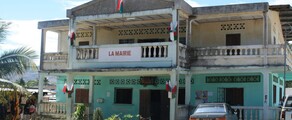 Ambilobe Mahavavy : частен самолет под наем 