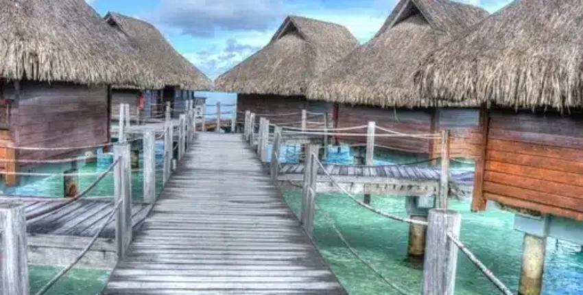 Бора-Бора : частен самолет под наем 