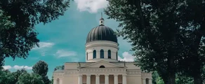Кишинев : частен самолет под наем