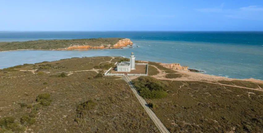 Cabo Rojo : частен самолет под наем