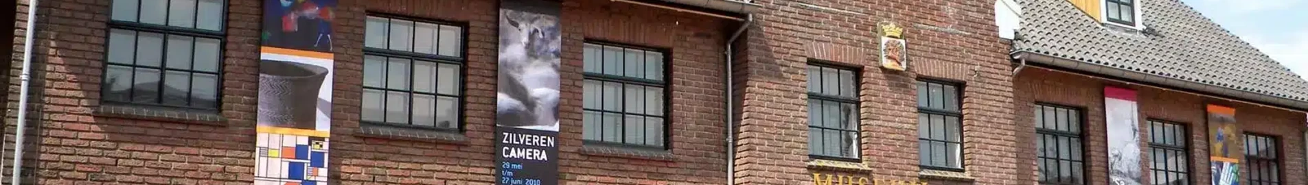 Drachten : частен самолет под наем