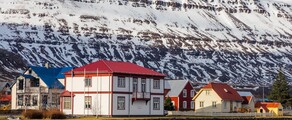 Egilsstadir : частен самолет под наем 