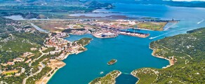 Ploce : частен самолет под наем 