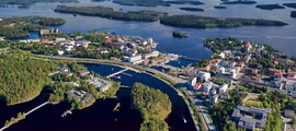 Pori : частен самолет под наем 
