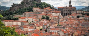 Le Puy Loudes: частен самолет под наем