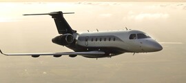 **location de jet privé : Intérieur en cuir noir luxueux**