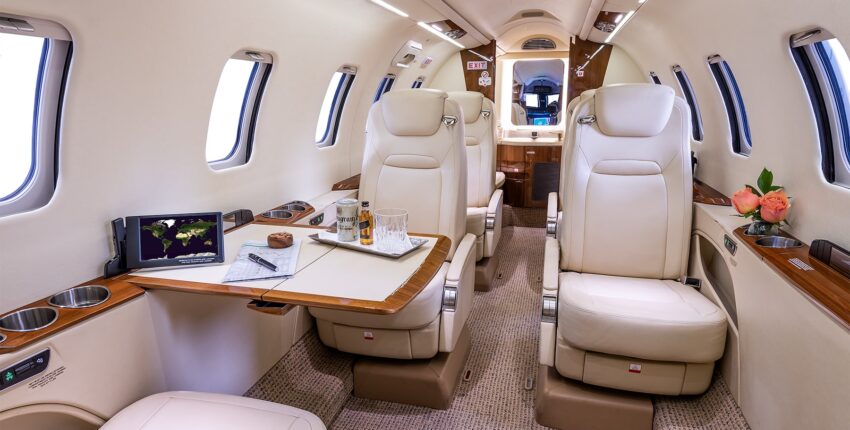 location de jet privé, intérieur LEARJET 70 luxe