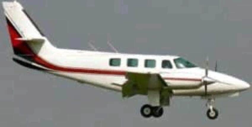 location de jet privé : Cockpit avion Cessna 303 Crusader
