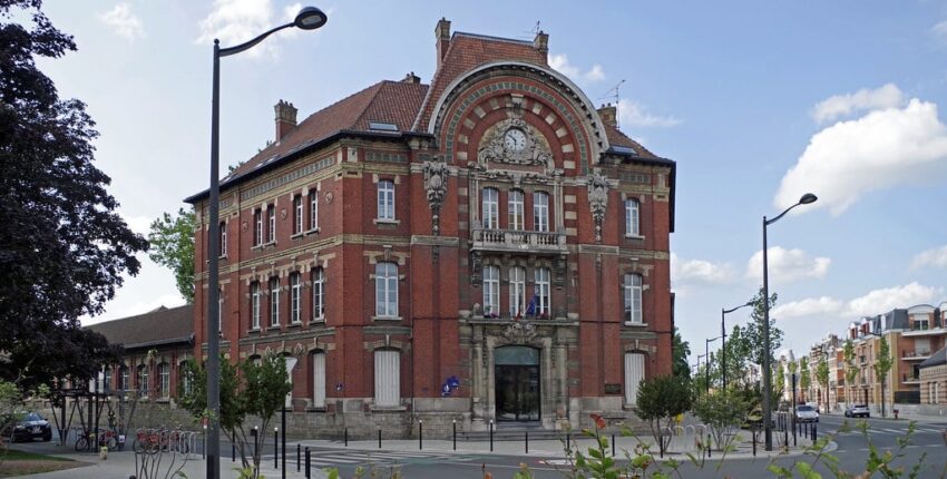 Наемете частен самолет от летище Valenciennes-Denain