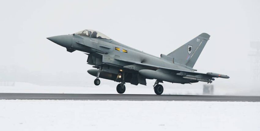 Наемете частен самолет от летище Coningsby