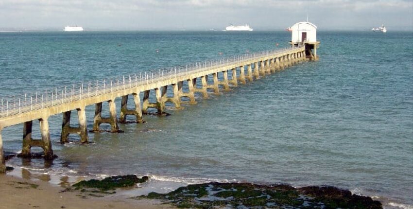 Частен самолет под наем в Bembridge Aerodrome
