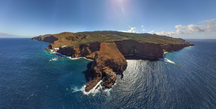 Наемете частен самолет от летище Santa Cruz De La Palma