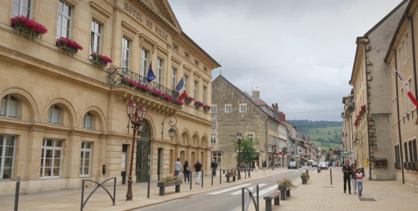 Частен самолет под наем в Pontarlier 