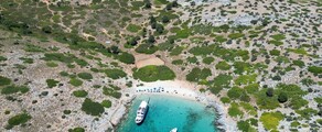 Частен самолет под наем Skyros Island