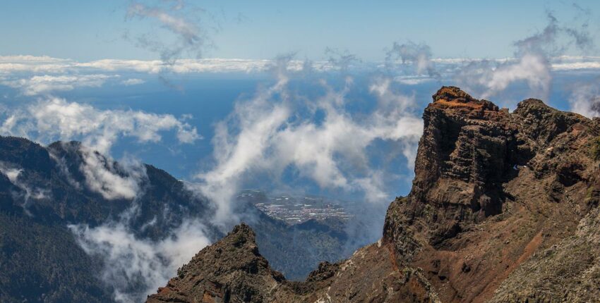 Наемете частен самолет от летище Santa Cruz De La Palma