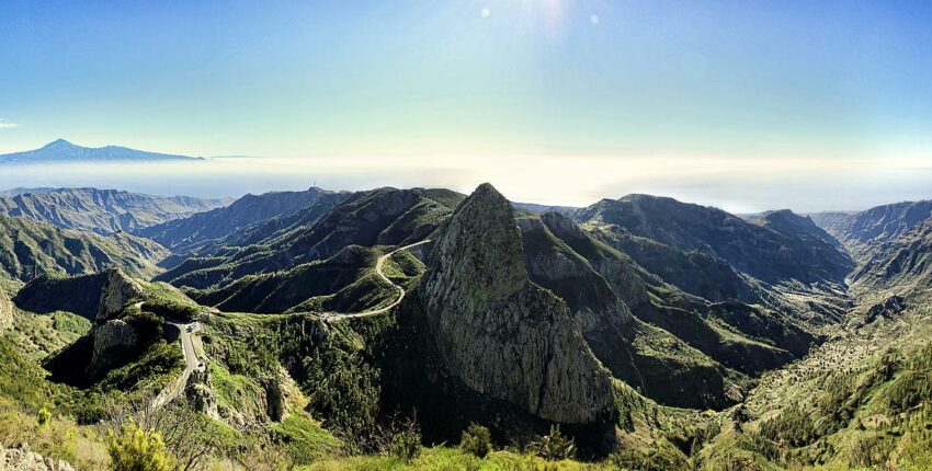 Наемете частен самолет от летище La Gomera