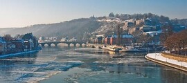 Ursel : наемане на частен самолет 