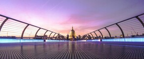 Лос Анджелис - Лондон : наем на частен самолет